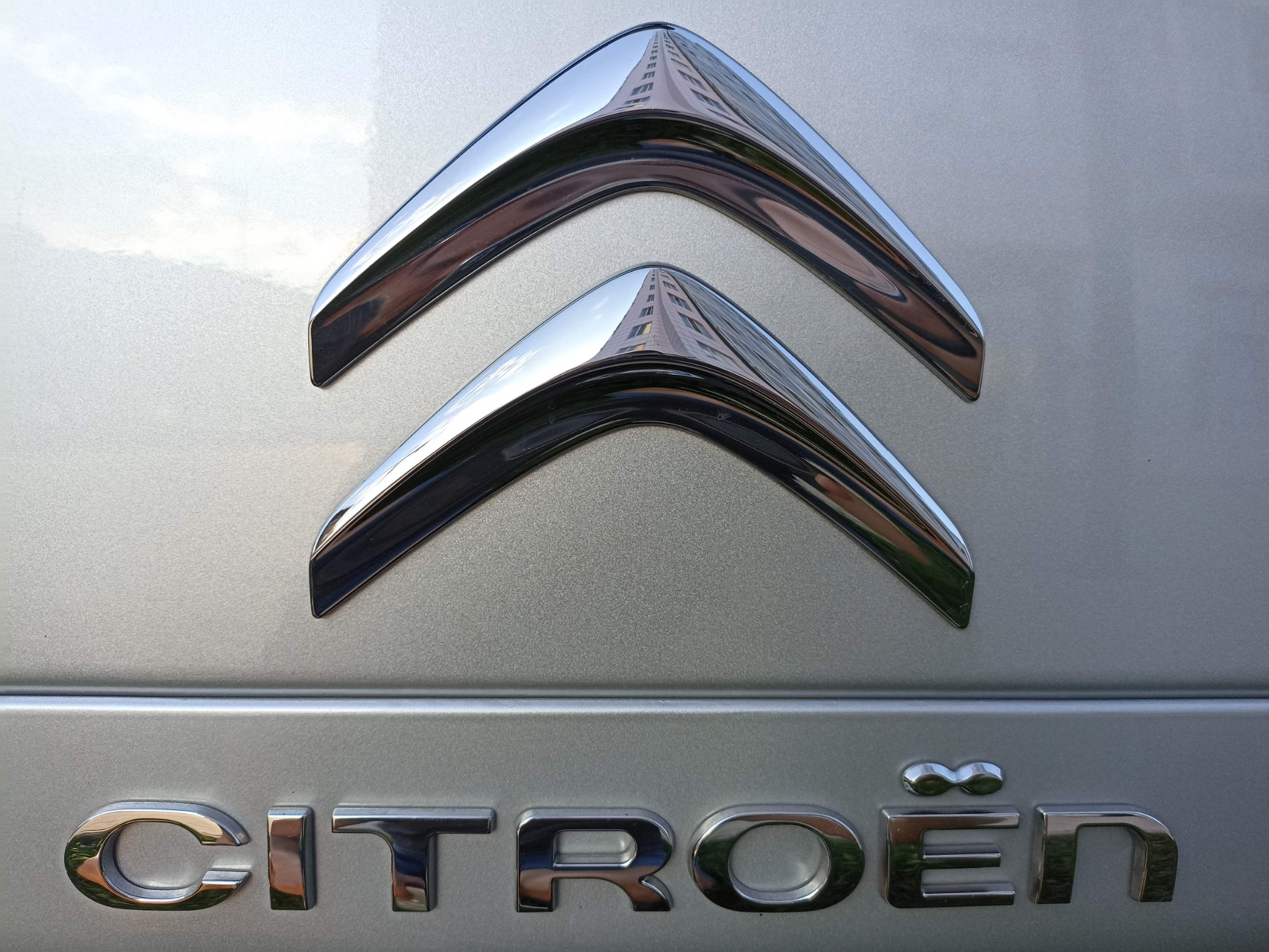 Citroen Peugeot Renault