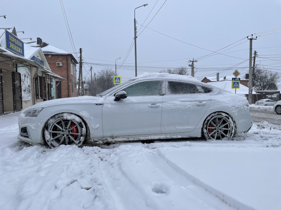 Фото в бортжурнале Audi A5 Sportback (2G)