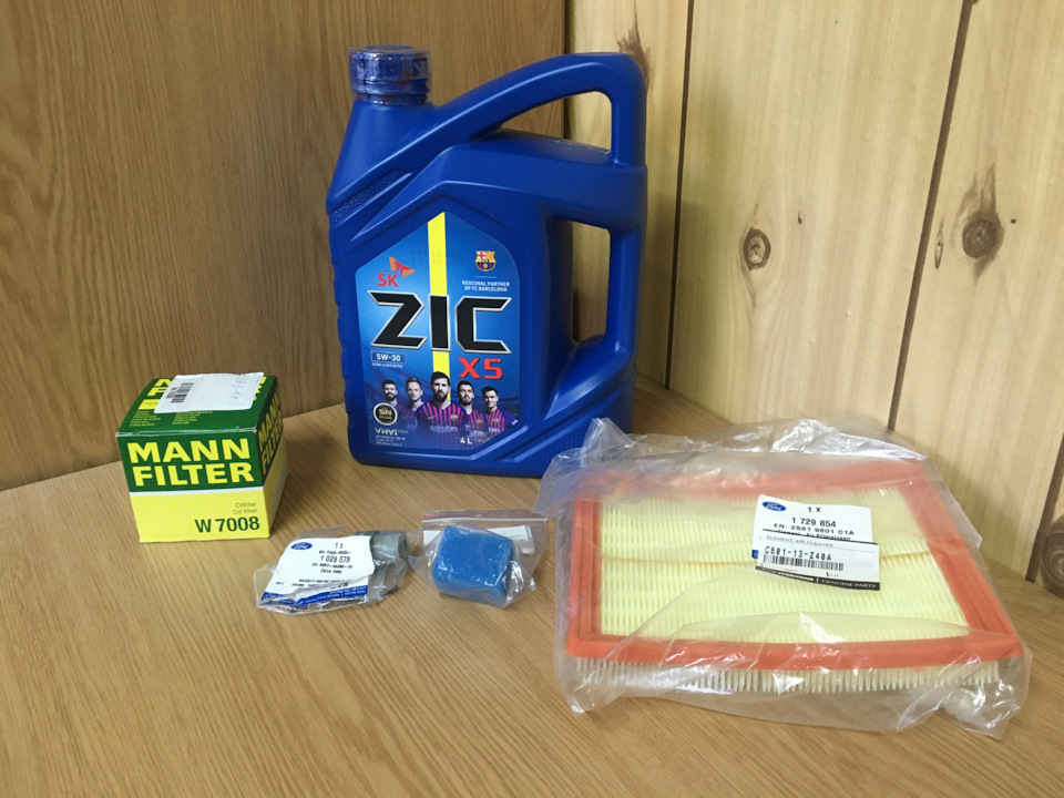 Очередное ТО + замена клапана PCV и чистка/смазка ДЗ — Mazda 2 (2G), 1