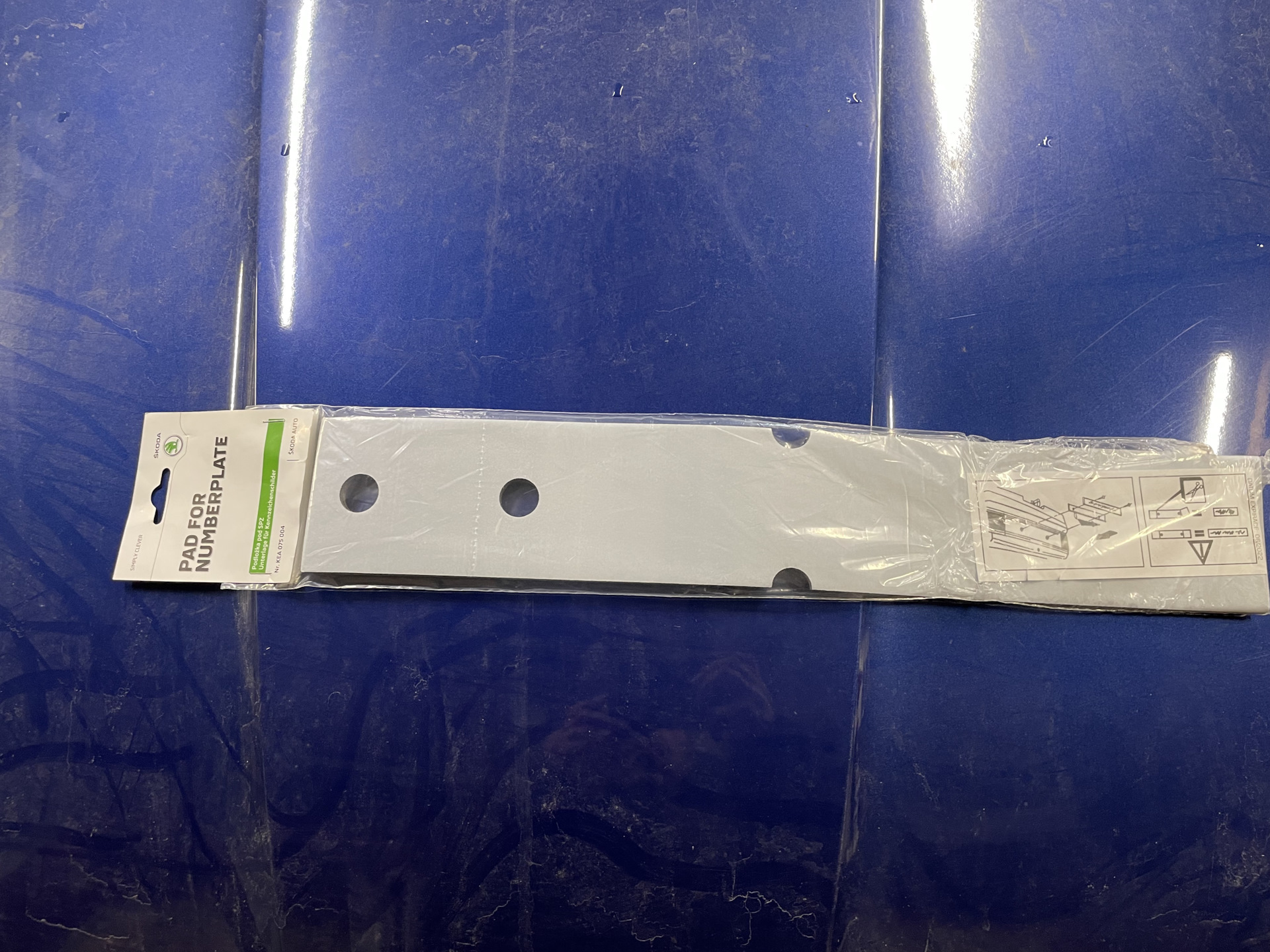 Наклейки под рамку госномера KEA 075004 — Skoda Rapid (2G), 1,4 л, 2021 ...