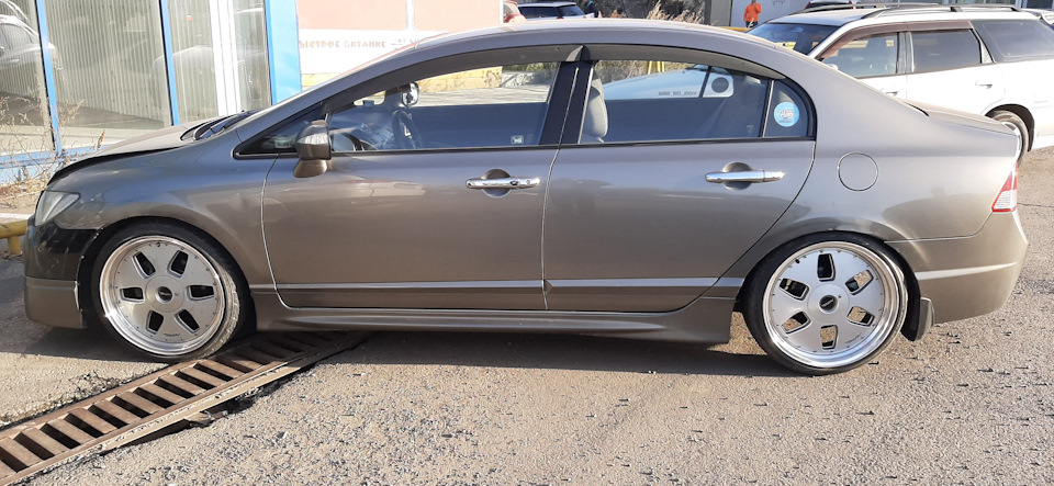 Отзыв: пружины с занижением AJS, развальные рычаги SAT — Honda Civic 4D ...