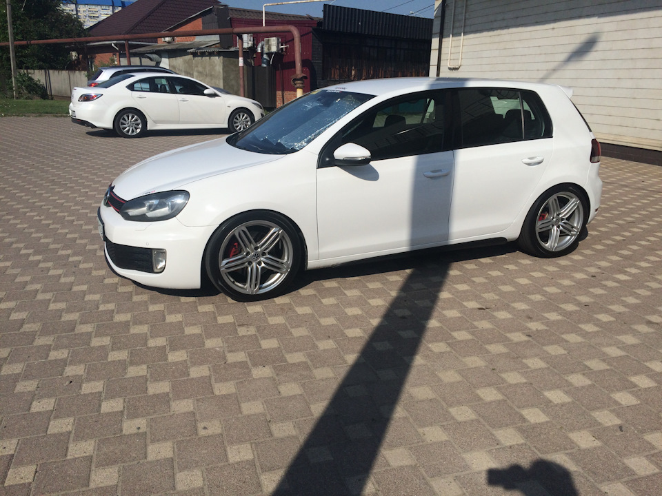 Volkswagen Golf RST