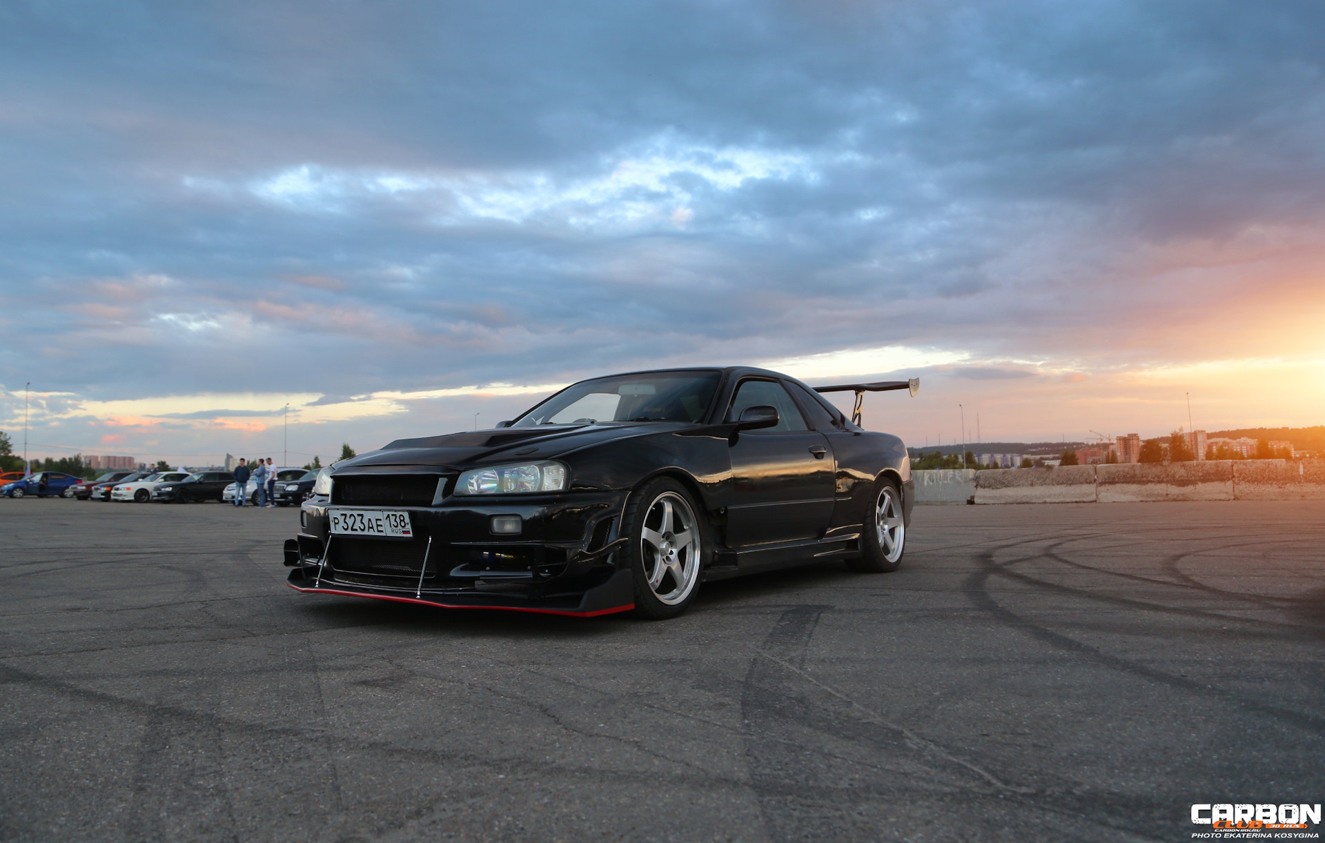 Nissan Skyline r34 Carbon