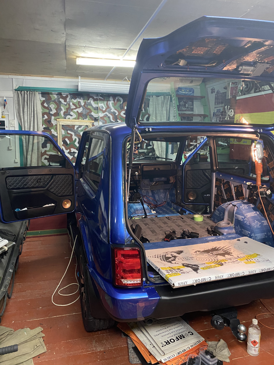 Шумоизоляция Нивы — Lada 4x4 3D, 1,7 л, 2019 года | своими руками | DRIVE2