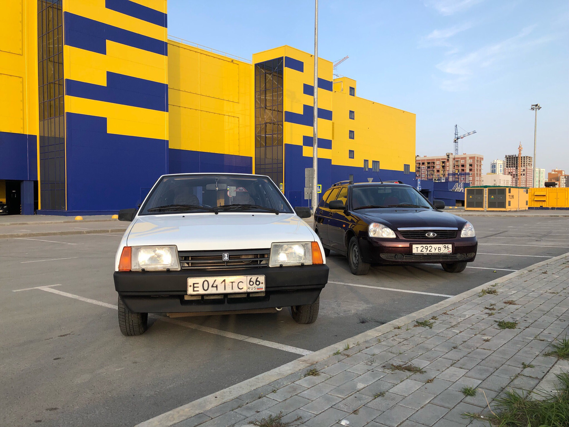 Немного фото — Lada Приора универсал, 1,6 л, 2011 года | встреча | DRIVE2