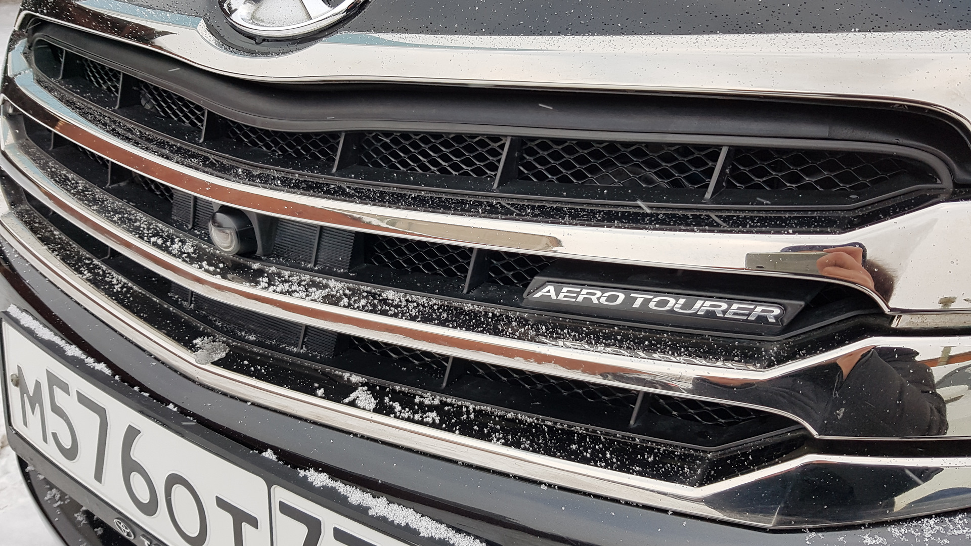 Внешний вид Toyota Mark X Zio