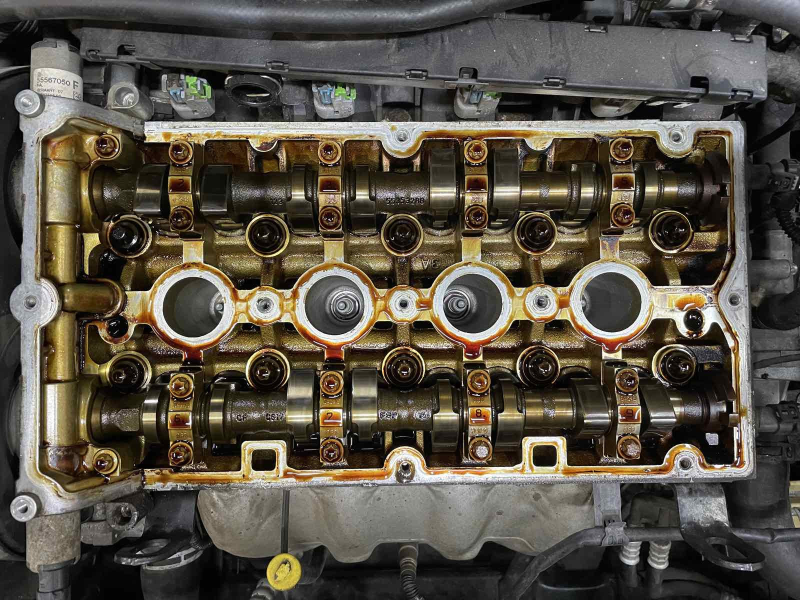 Замена прокладки передней крышки коленвала — Opel Astra J, 1,6 л, 2013 ...