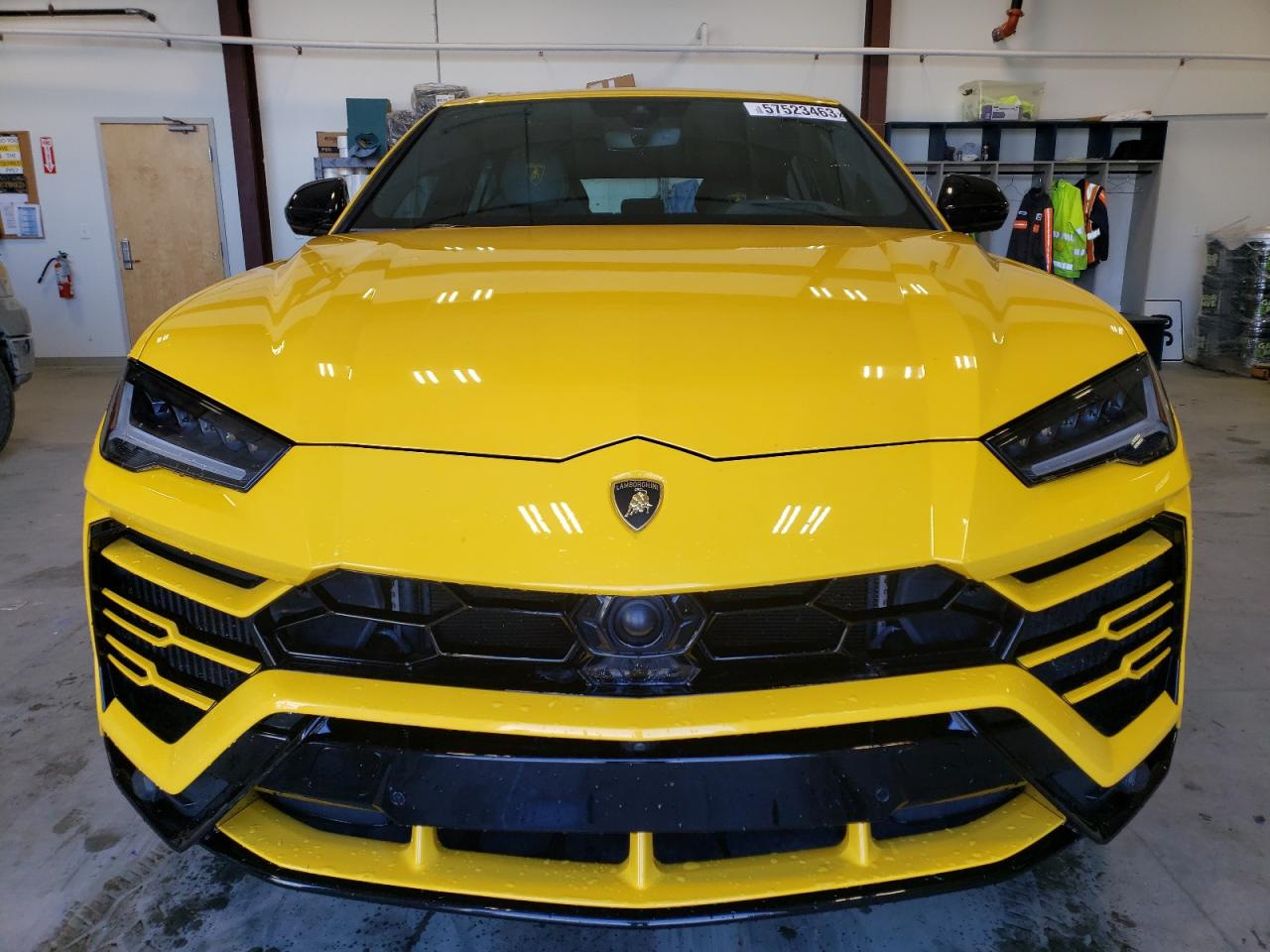 Lamborghini Urus 2019 салон