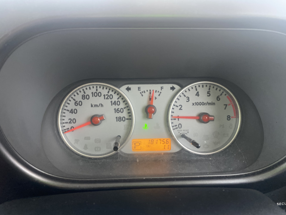 Замена масла и подрулевого шлейфа — Nissan Cube II, 1,4 л, 2008 года ...