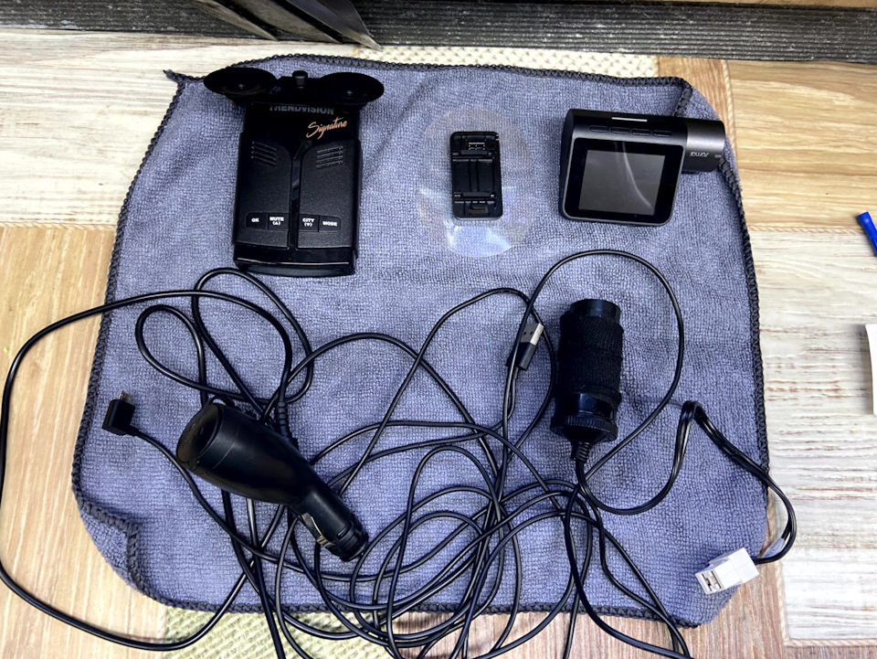 #12 Подключение видеорегистратора и радара-детектора — Lada Гранта ...