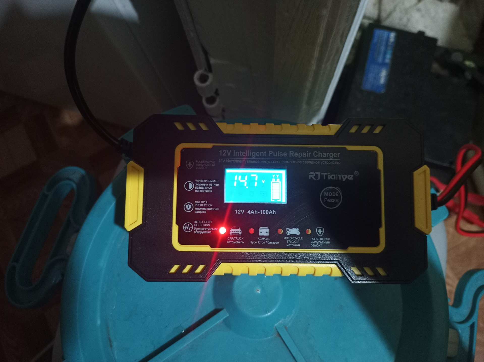 Новая зарядка для АКБ — Lada 4x4 3D, 1,7 л, 1988 года | аксессуары | DRIVE2