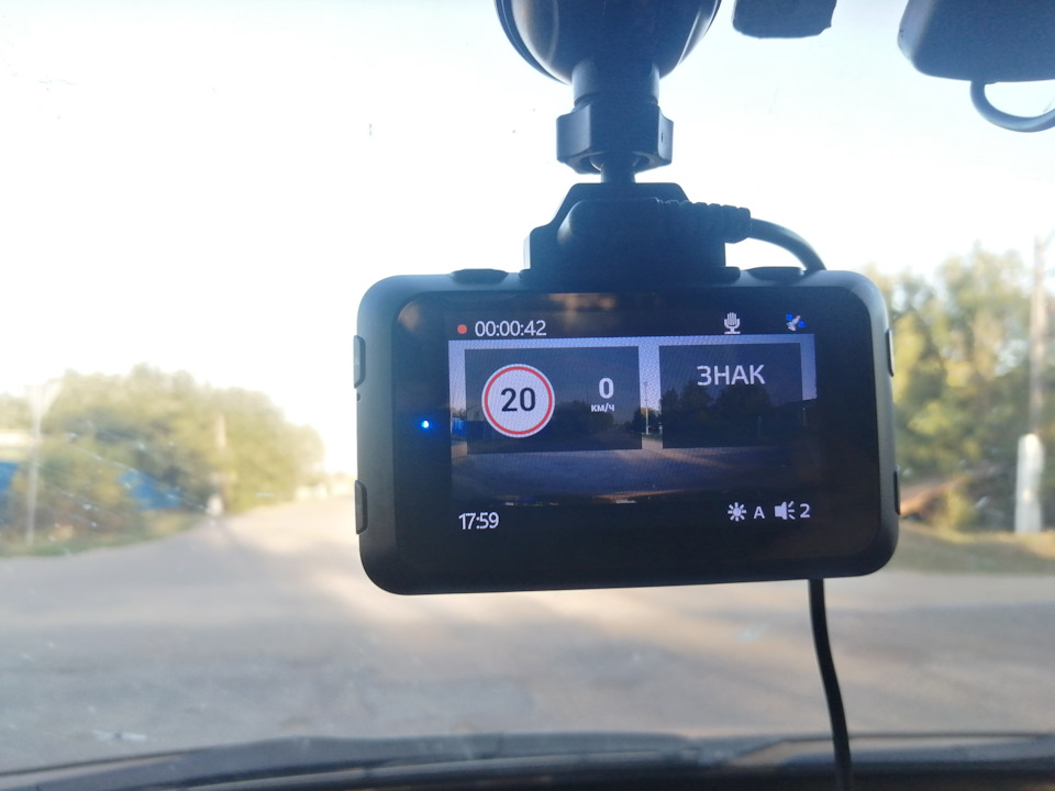 👌 — Lada Приора седан