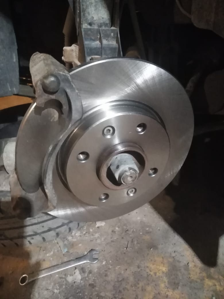 Колодки перед на пежо — Peugeot 206, 1,4 л, 2007 года | своими руками ...