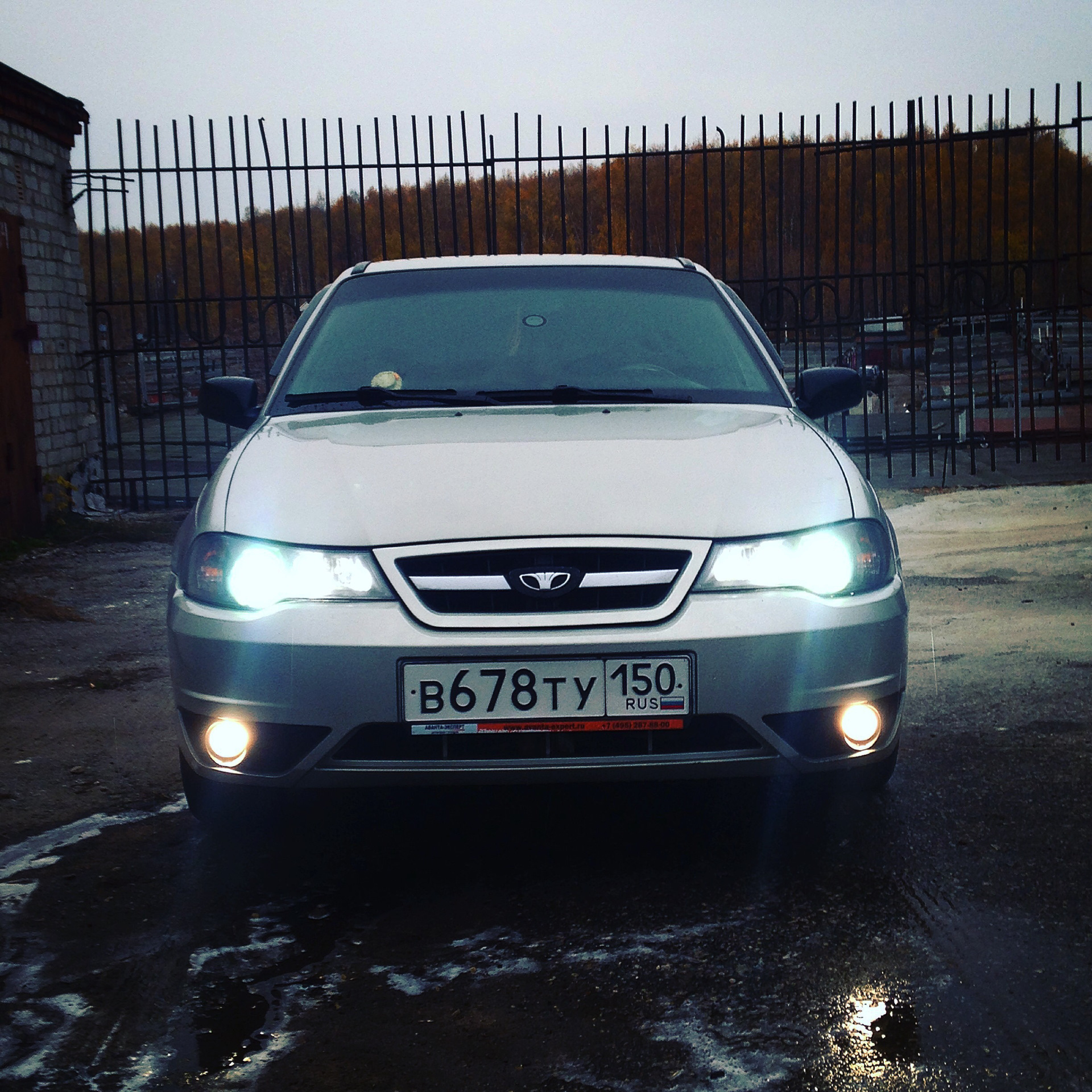 Нексия н150. Daewoo Nexia n150 серебристый. Nexia 1 металлик.