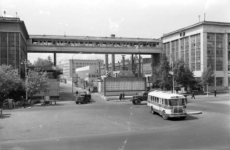 Завод зил старые фото