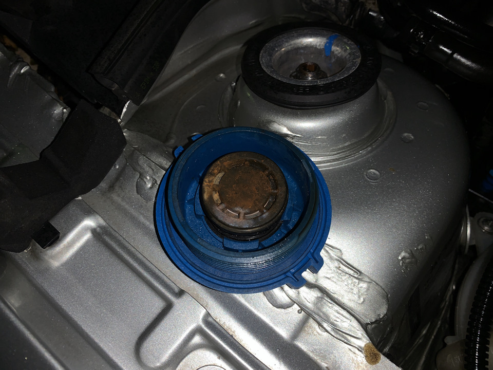 Замена пробитого теплообменника — Skoda Octavia A4 Mk1, 1,8 л, 2006 ...