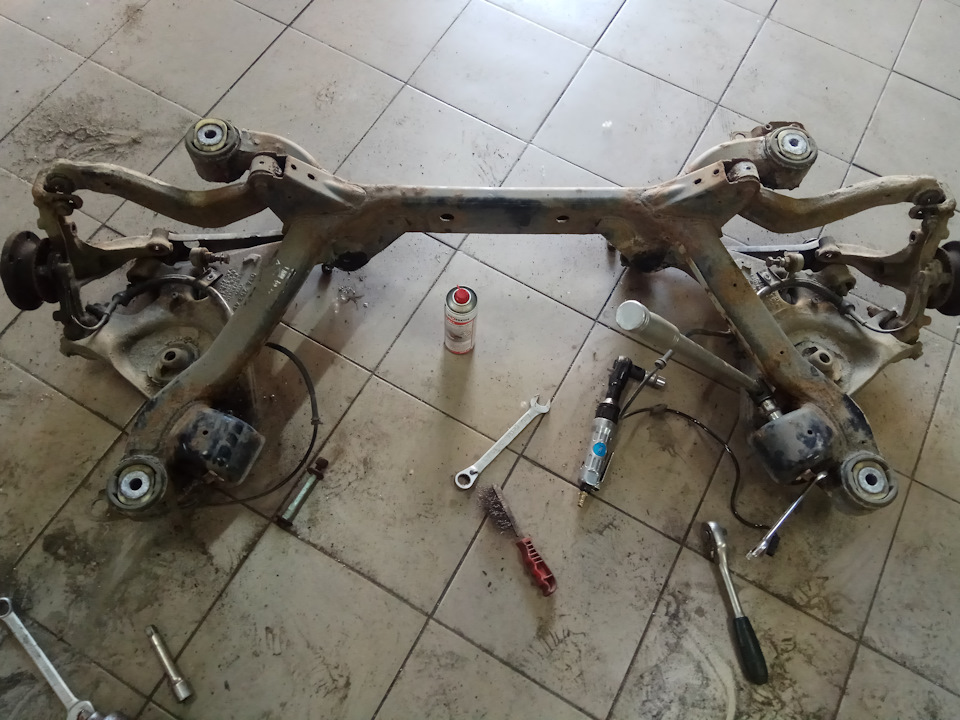 Фото в бортжурнале Audi A4 Avant (B6)