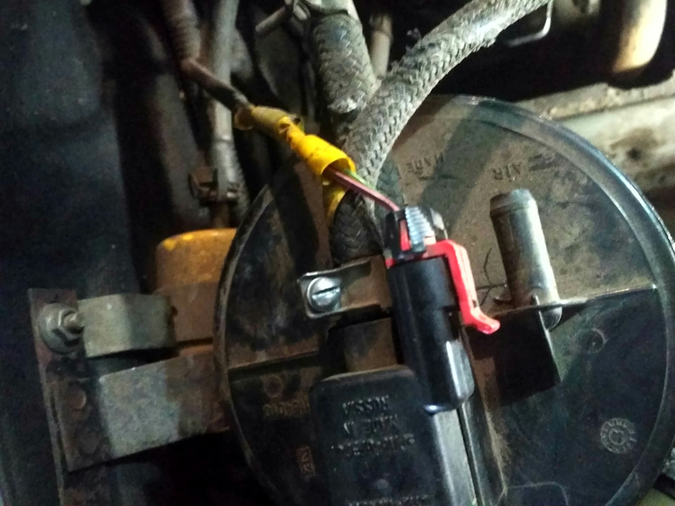 Замена датчика РХХ + Шланг абсорбера. — Chevrolet Niva, 1,7 л, 2004 ...