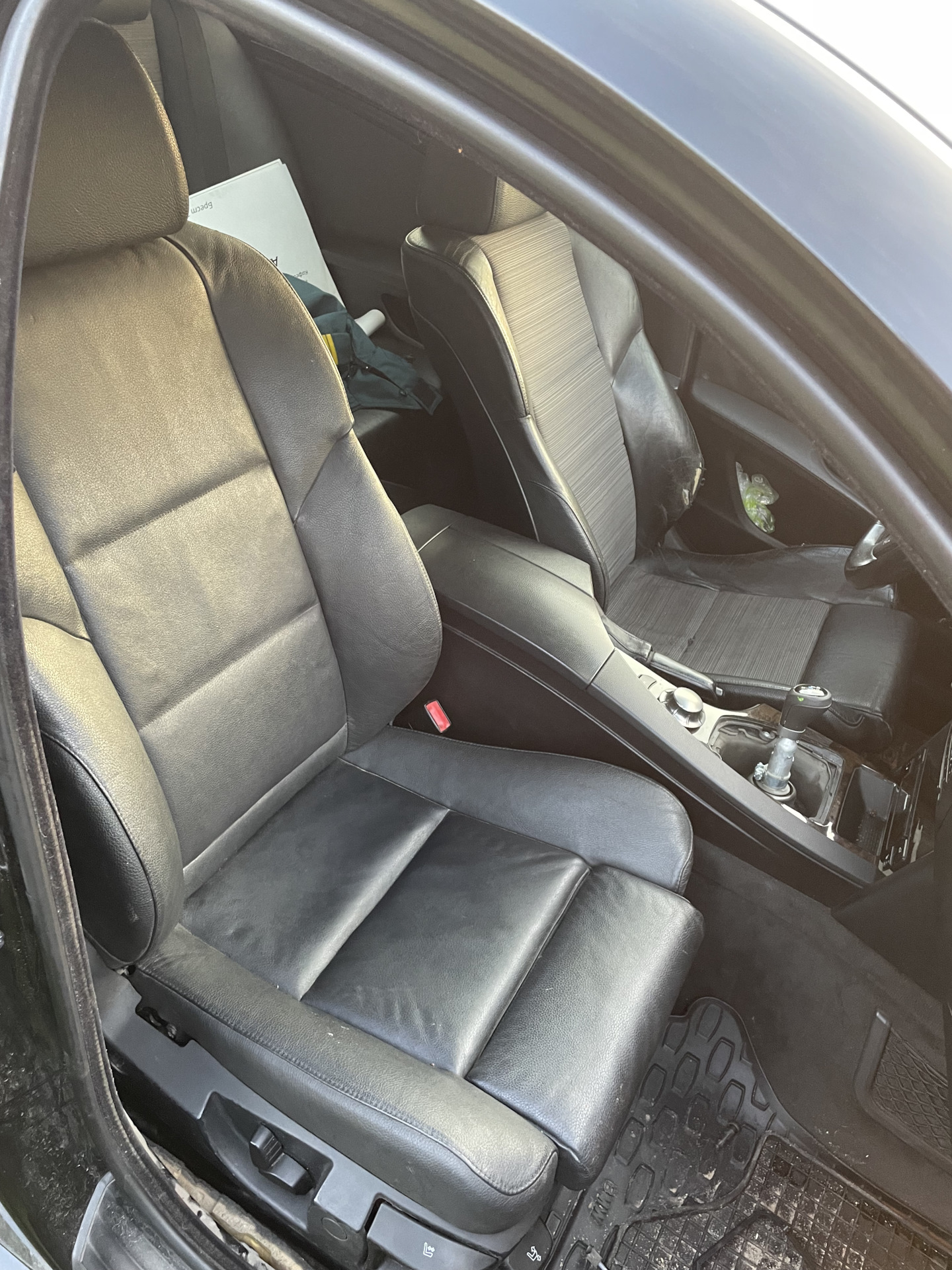 Замена обшивки сидений — BMW 5 series (E60), 2,5 л, 2005 года | другое ...
