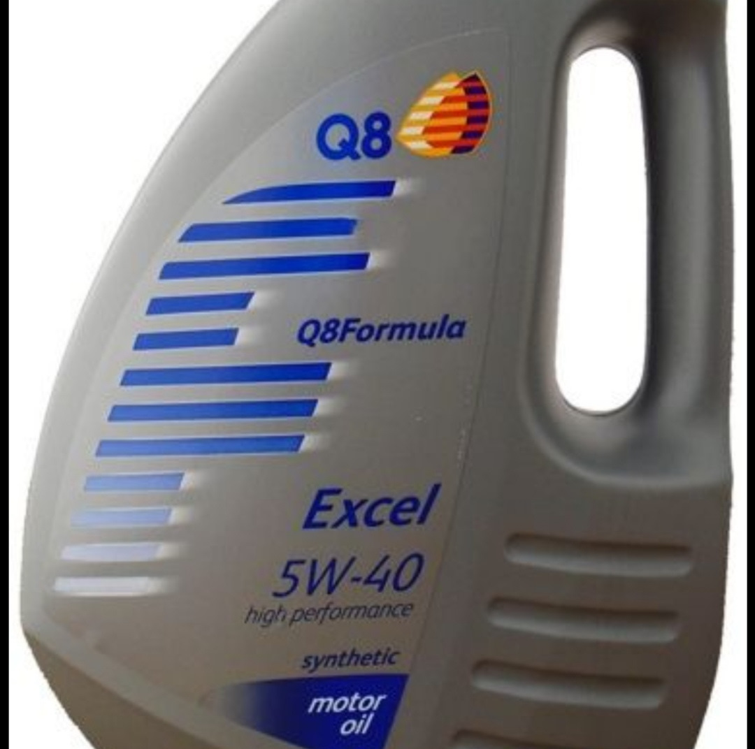 Масло q8 oils. Q8 Formula excel 5w-40. Моторное масло q8 Formula excel. Q8 Formula Arctic 5w-40. Масло q8 excel 5w40.