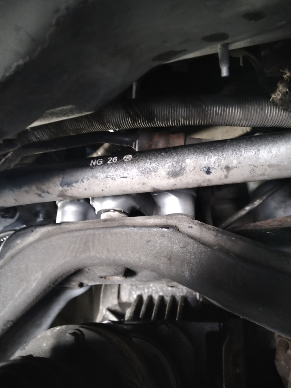 Задняя опора двигателя Шевроле Каптива — Chevrolet Captiva (1G), 2,4 л ...