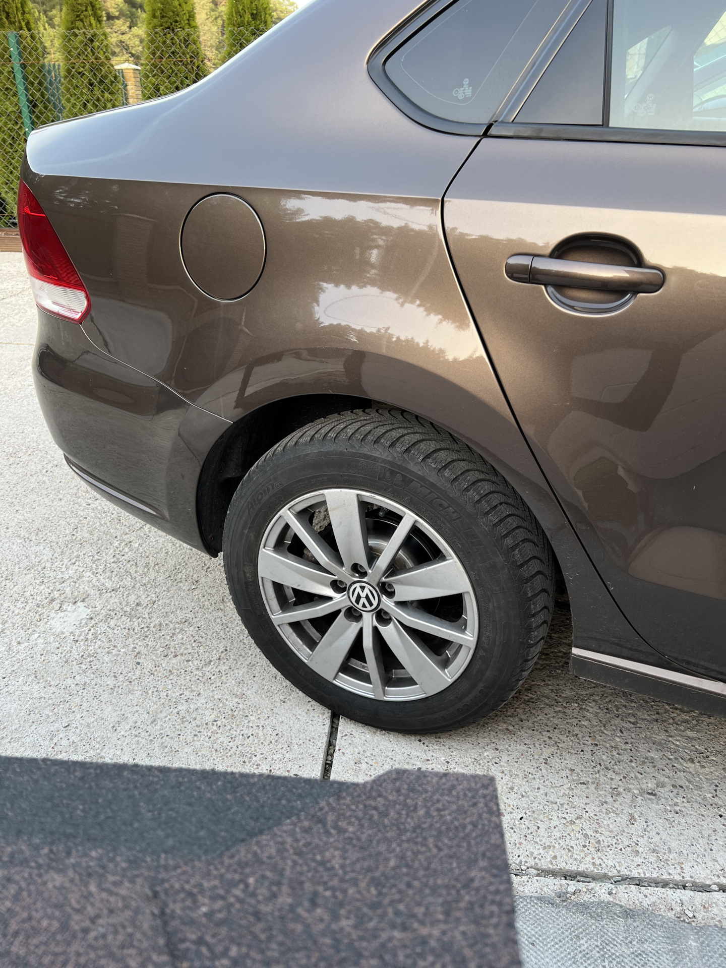 Барабаны в мусор, да будут нормальные тормоза — Volkswagen Polo Sedan ...