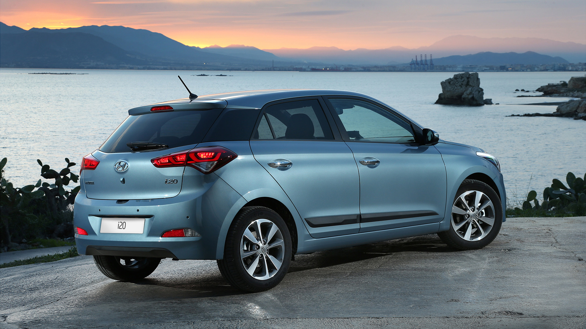 4 i 20. Hyundai i20. I 20.