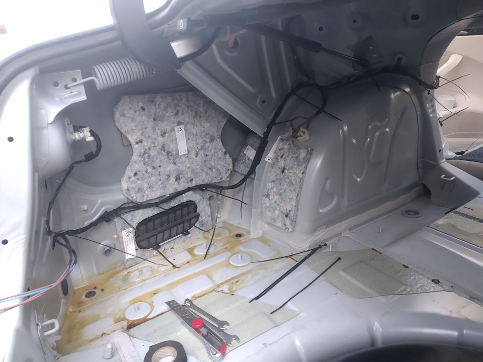 Фото в бортжурнале Volkswagen Passat (US) (1G)