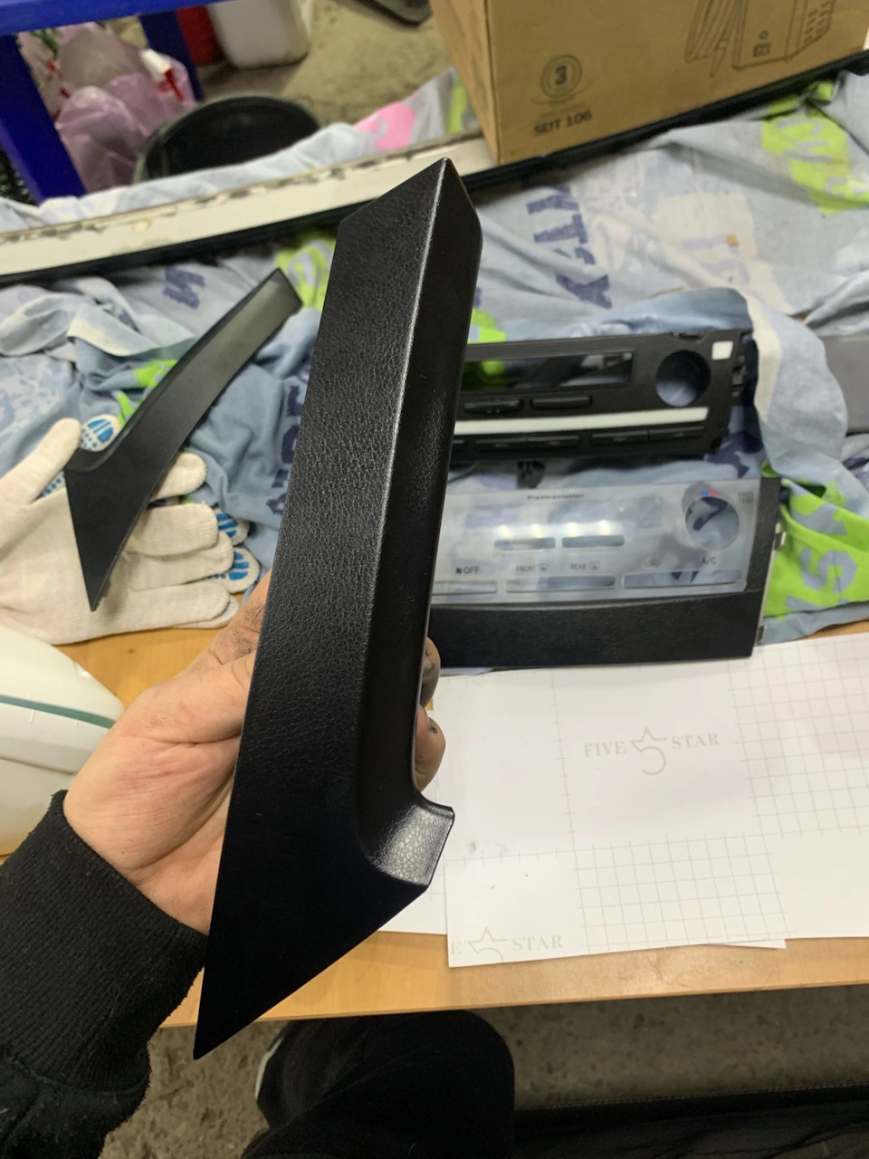 Оклейка виниловой пленкой ручки, климат — Toyota Camry (XV40), 2,4 л ...