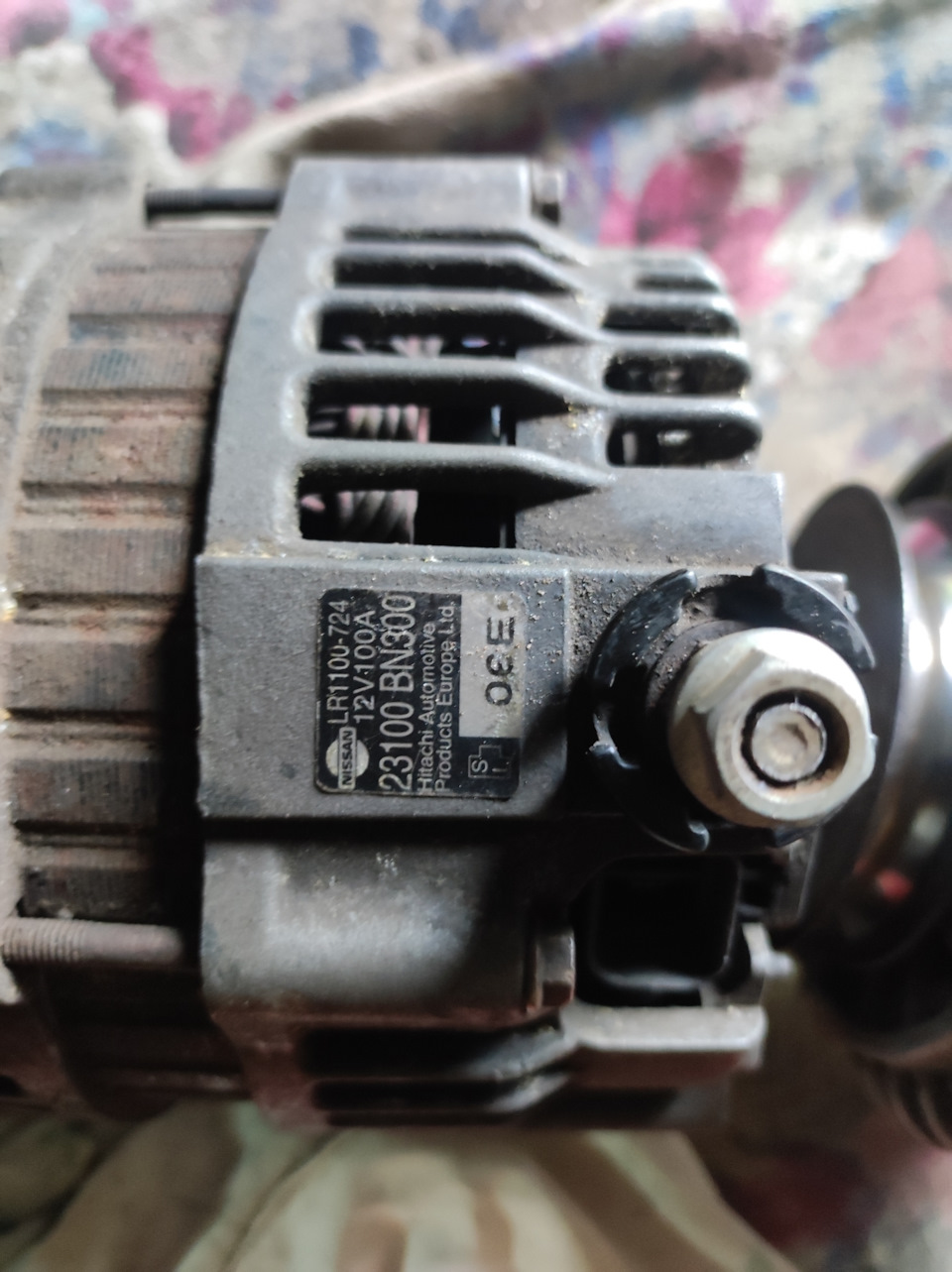 Фото в бортжурнале Nissan X-Trail I (t30). Запчасти на фото: LR1100724