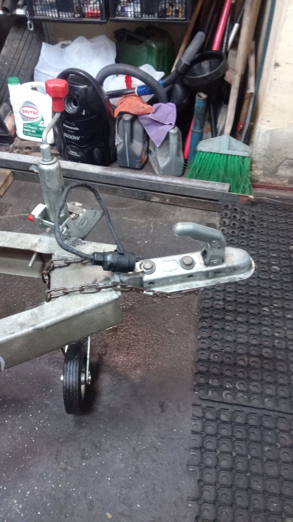 Наконец сварил дышло в прицепе… — KIA Sportage (2G), 2 л, 2008 года ...