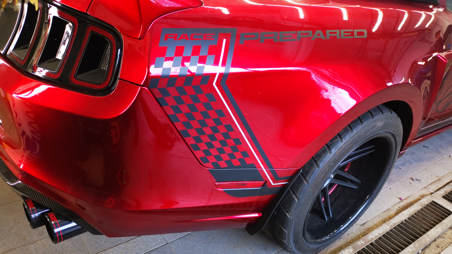 Ford Mustang 05 09 Tail Lights