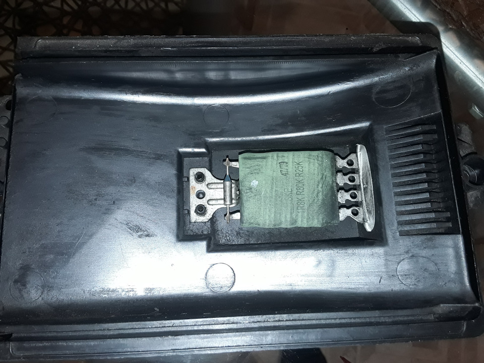 Не открывается задняя пассажирская дверь. — Сообщество «Golf IV club ...