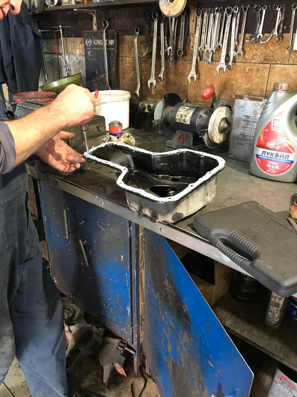 Глава 67. Замена масла и димексид в камеру сгорания — Toyota Matrix (1G ...