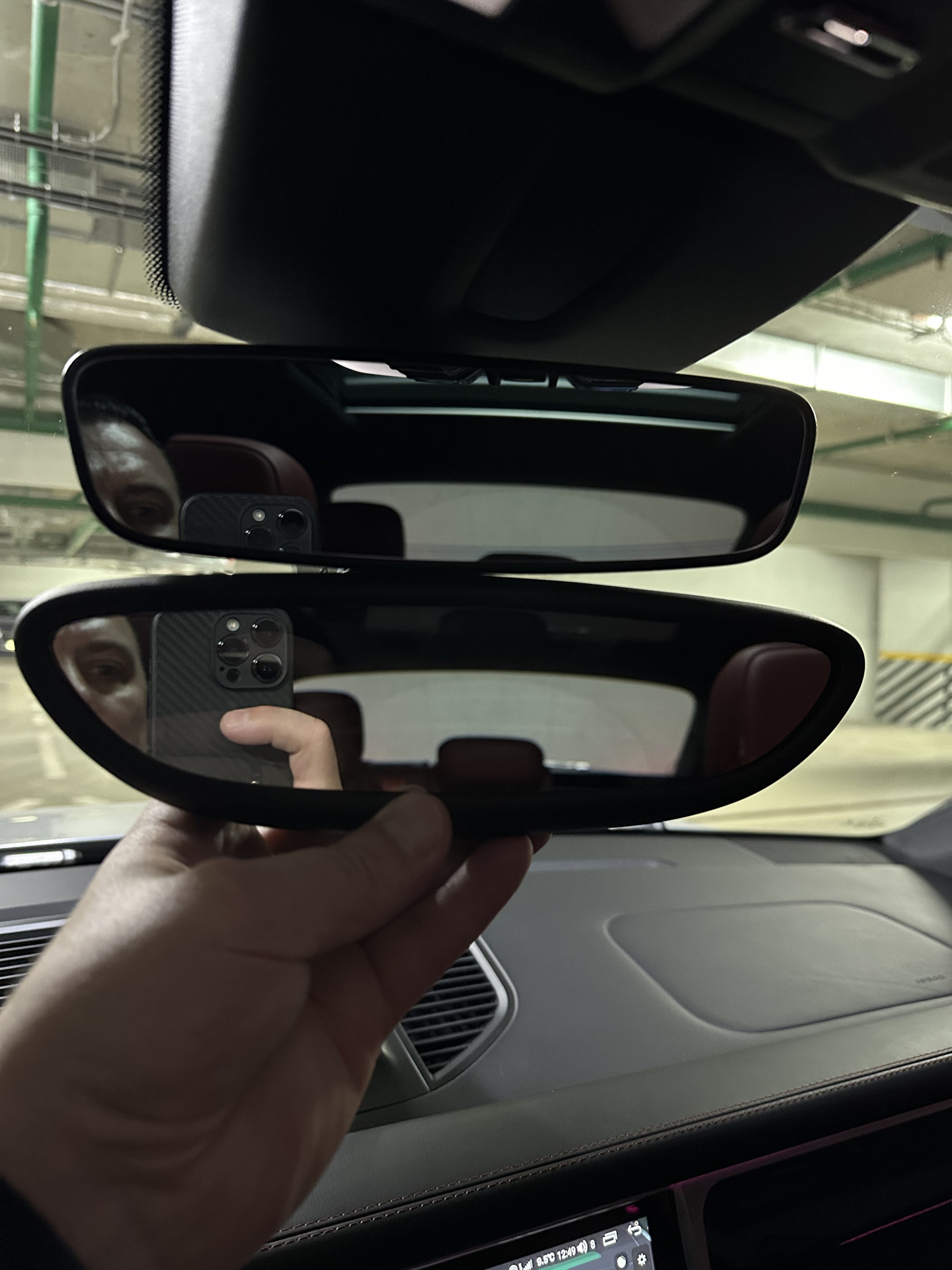 Зеркало салона с автозатемнением — Porsche Macan, 2 л, 2017 года ...