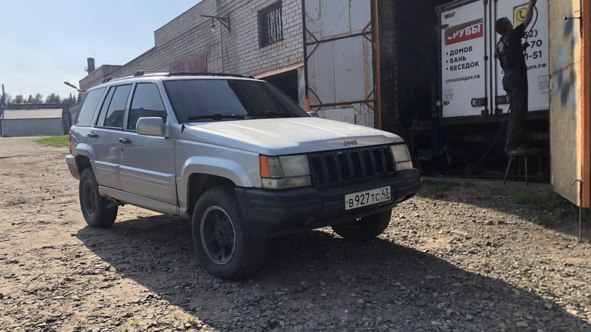 Jeep Grand Cherokee (ZJ) 5.2 бензиновый 1996 | V8 5.2 AT на DRIVE2