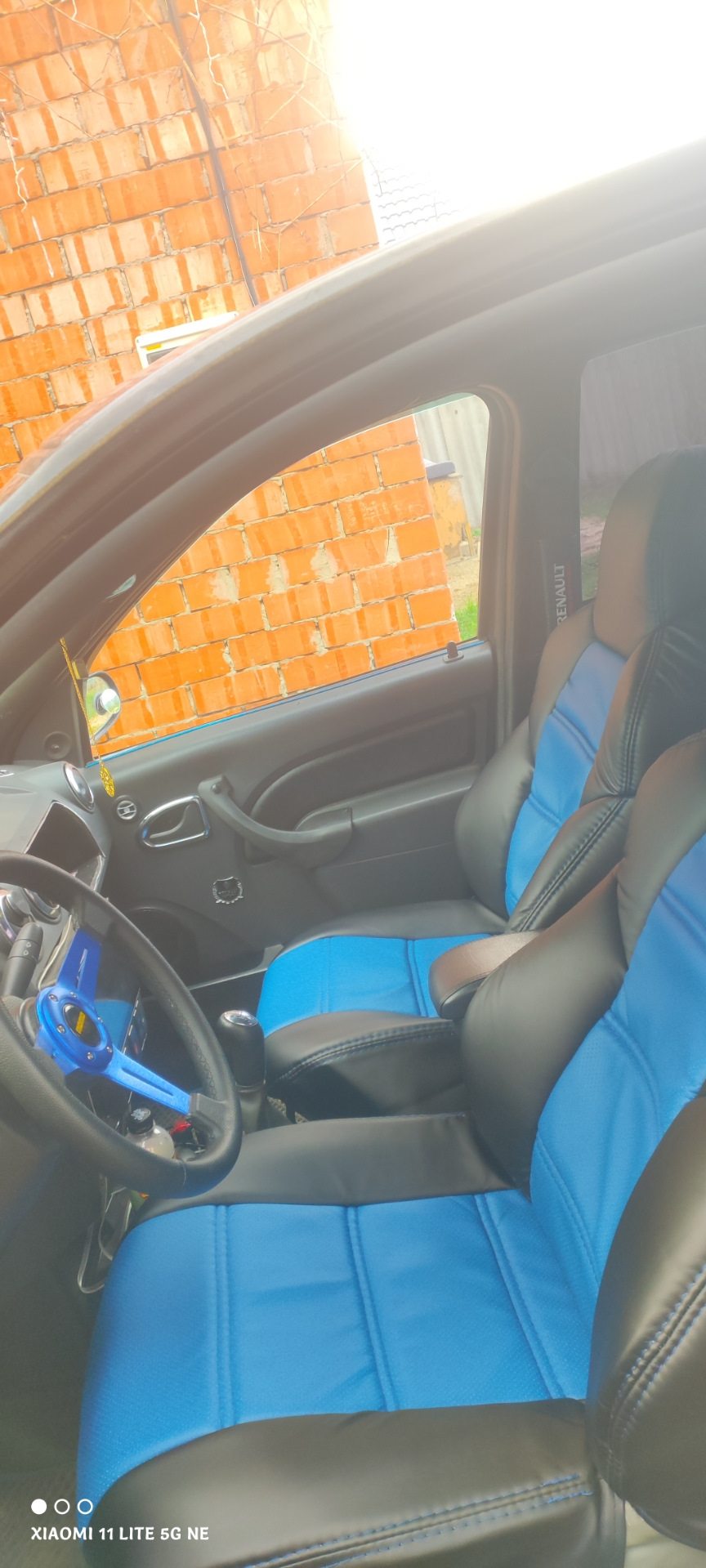 Чехлы с усиленной боковой поддержкой — Renault Logan (1G), 1,4 л, 2006 ...