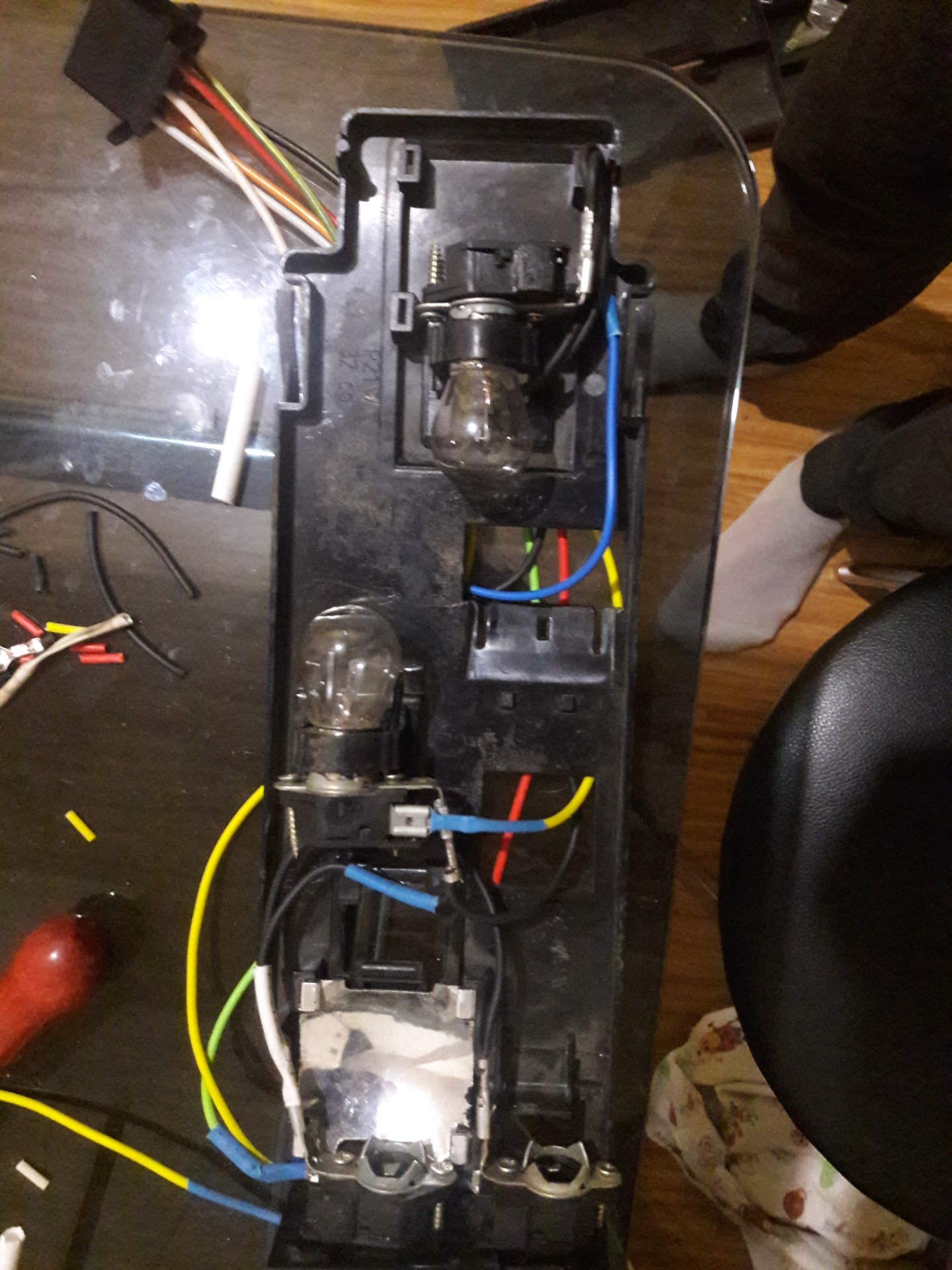 Переделка задних фонарей — Lada 2114, 1,6 л., 2007 года | электроника ...