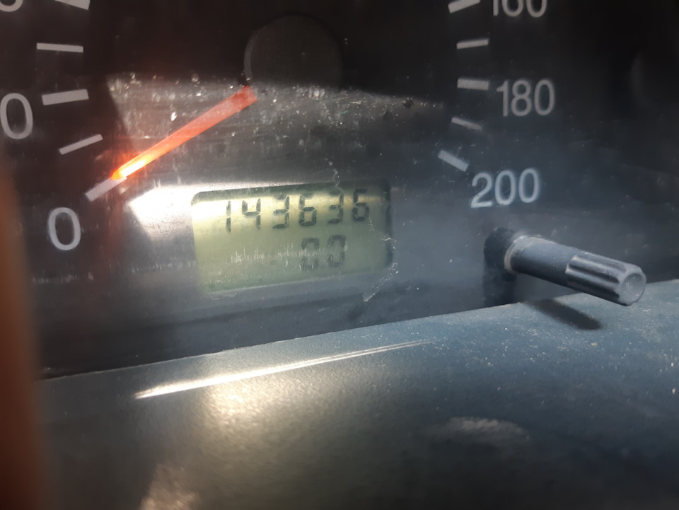 Замена воздушного фильтра — Lada 2114, 1,5 л, 2011 года | расходники ...