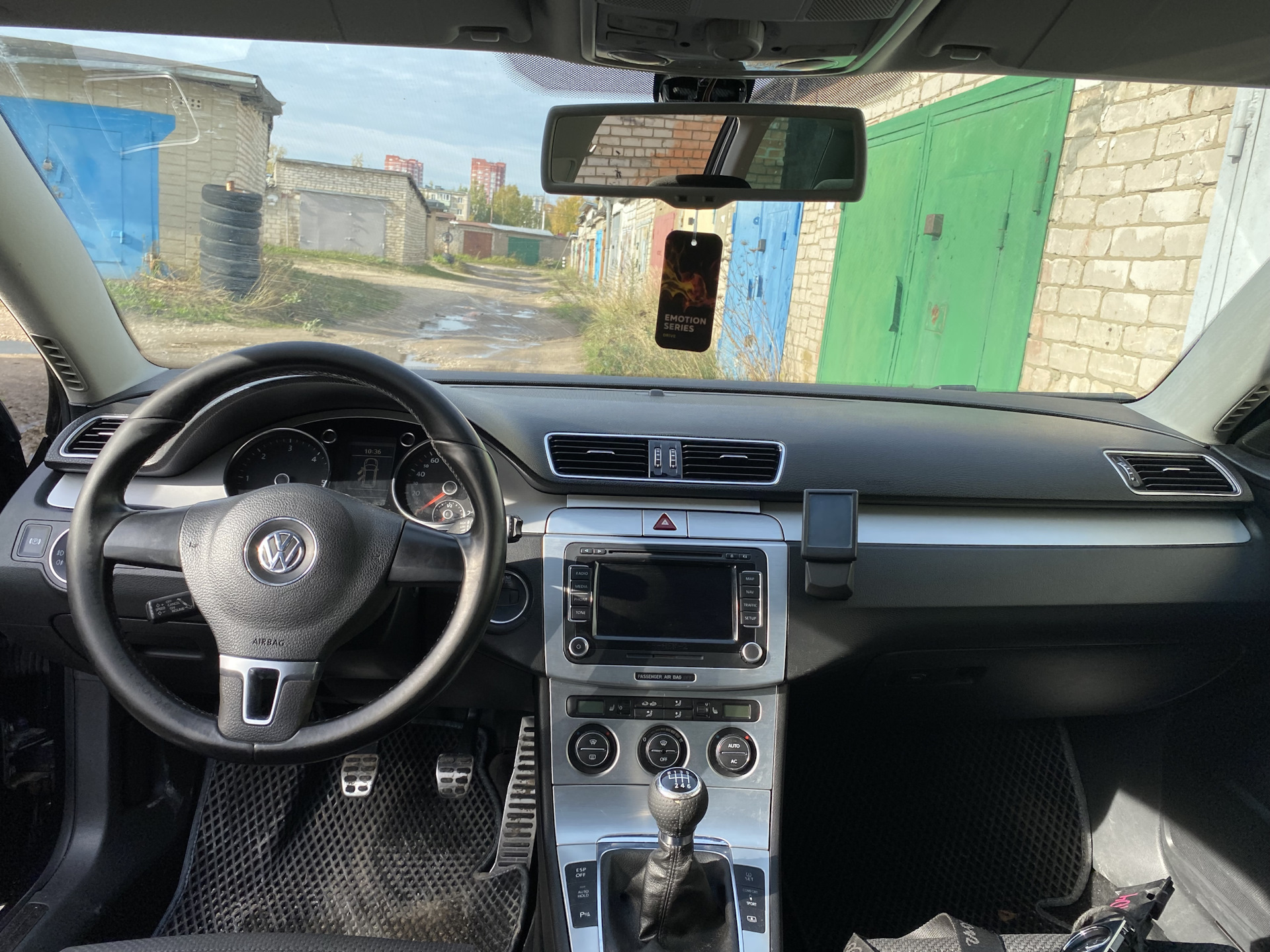 100.-Установка Декора подключение часов и кнопки аварийки.05.10.22 ...