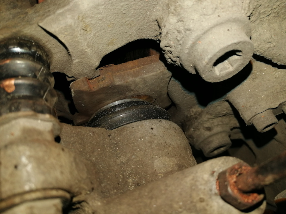 Клинит задний левый суппорт, нужна помощь. РЕШЕНО — Citroen C5 (2G), 1 ...