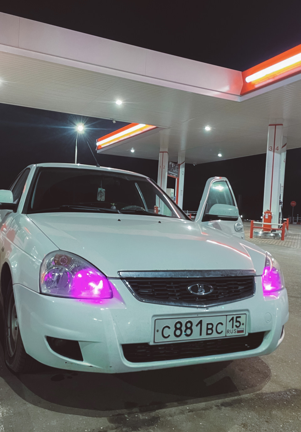 #43 светодиоды в габариты — Lada Приора седан, 1,6 л, 2012 года ...