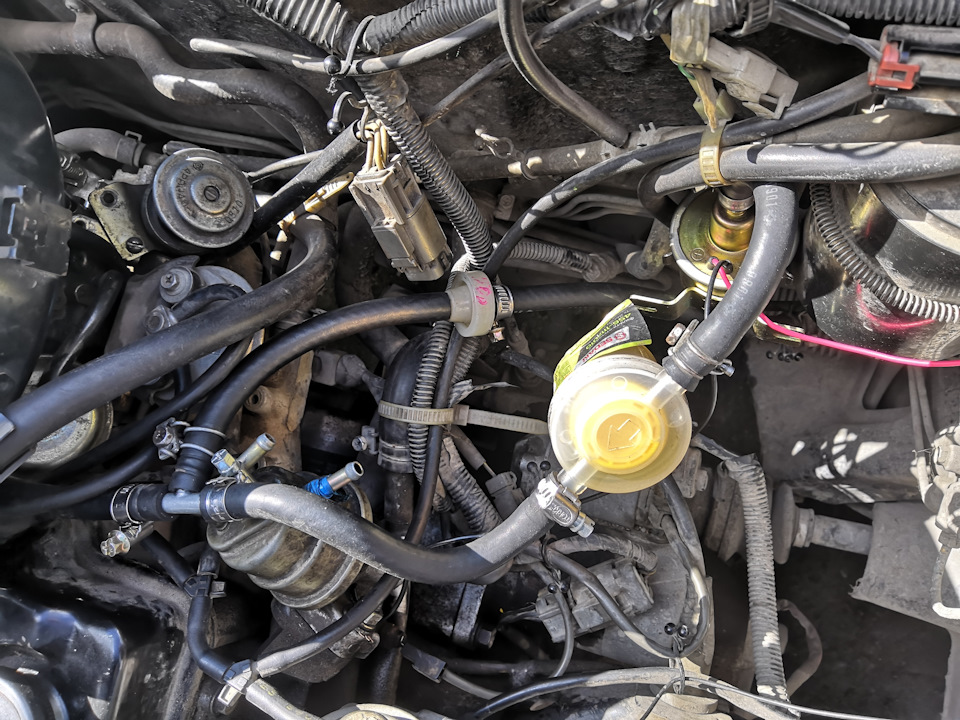 Замена механического бензонасоса на электрический — Nissan March (K10 ...