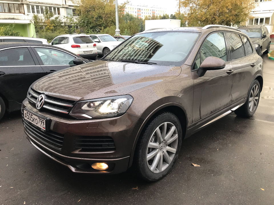 Почему рестайлинговый volkswagen touareg н ф стоит дороже дорестайлинга