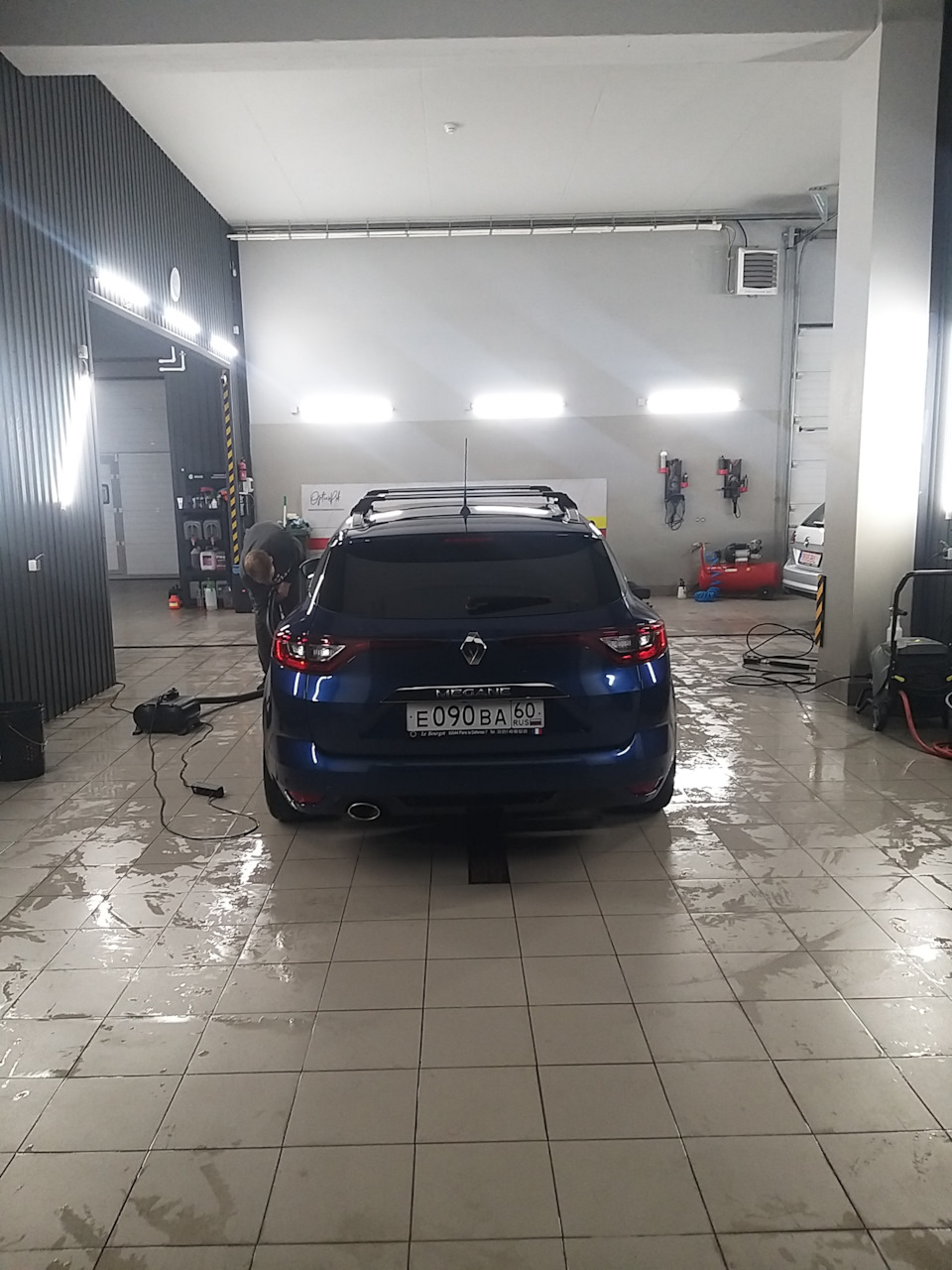 Фото в бортжурнале Renault Megane IV