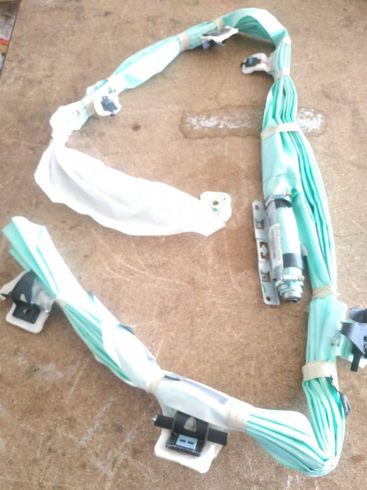 Подушка безопасности боковая правая (шторка) BMW X5 на BMW X5 (F15