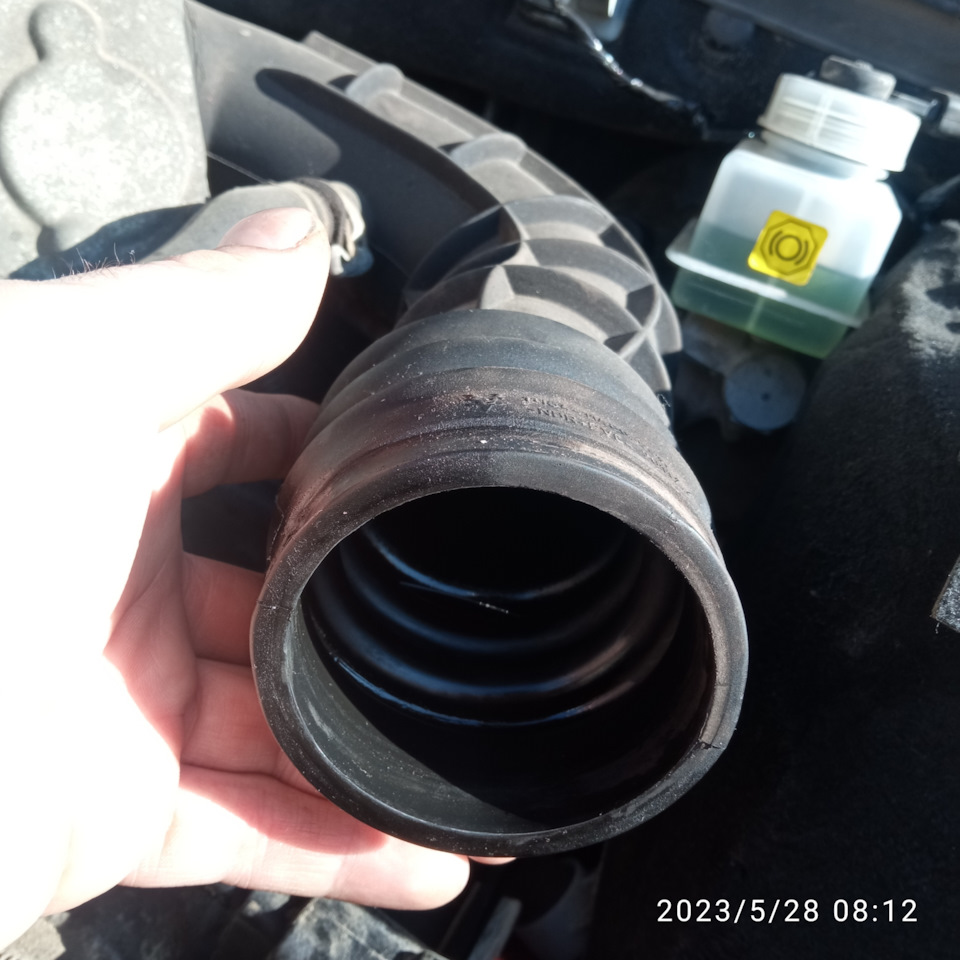 Масло в патрубке воздушного фильтра… — Lada Калина Универсал (2G), 1,6 ...