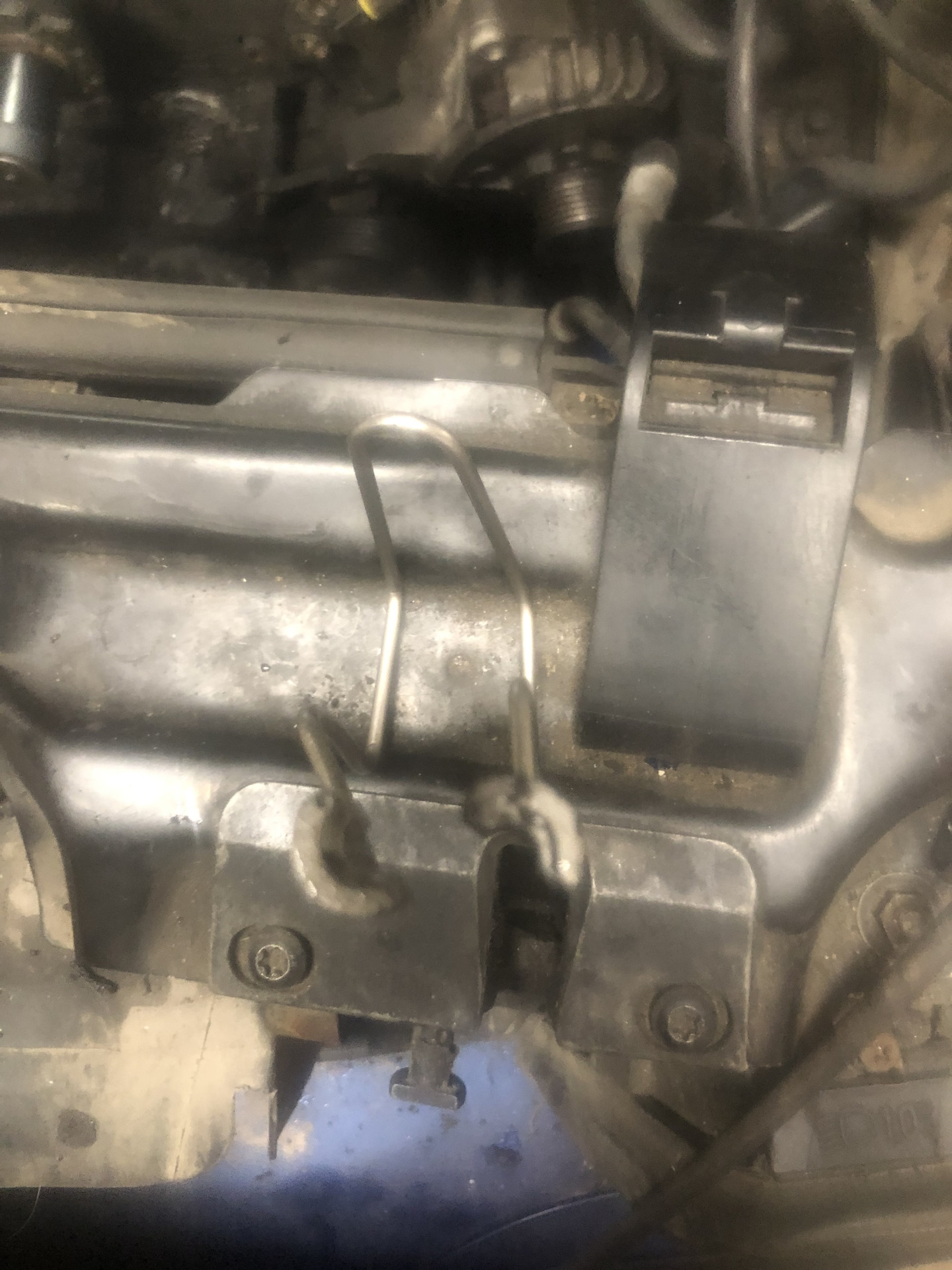 Как поменять маслосъемные колпачки на М62 без снятия головок. Не ...