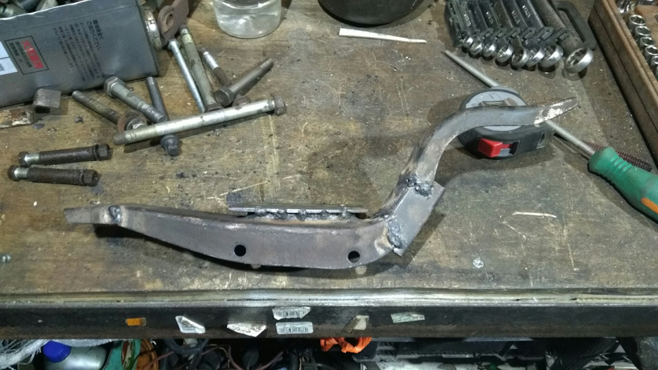 Траверса — Lada 21061