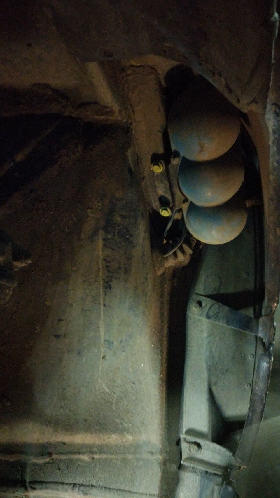 Фото в бортжурнале Audi A8 (4D)